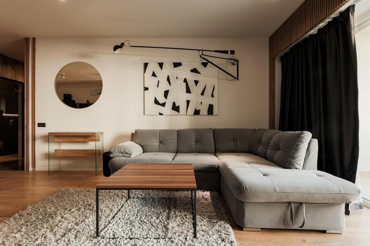 Nest Inn Stiletto Apartment Cluj-Napoca Exterior foto