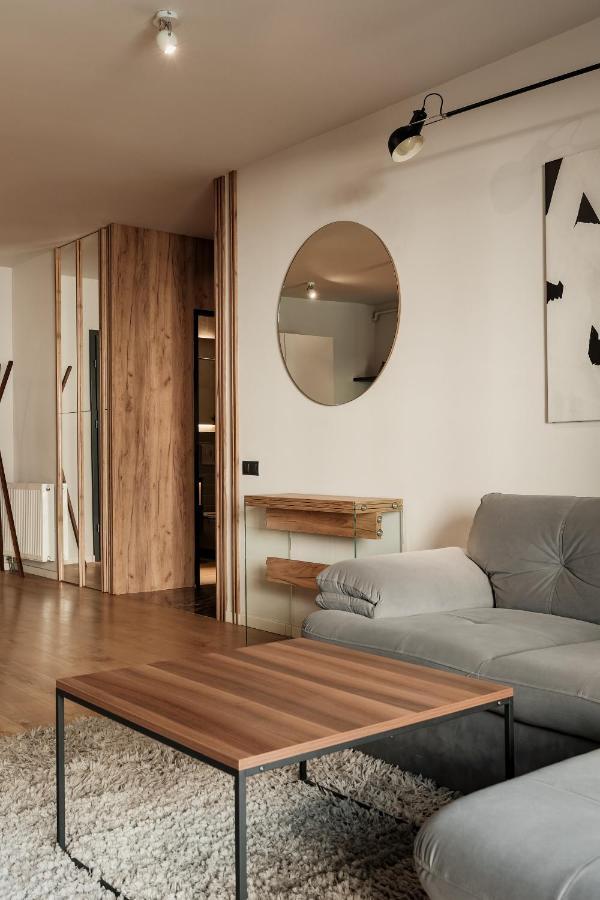 Nest Inn Stiletto Apartment Cluj-Napoca Exterior foto